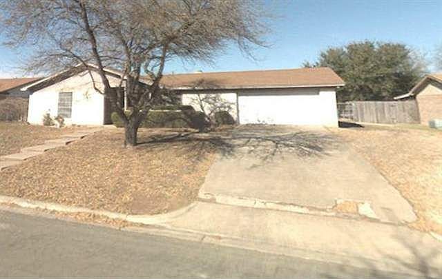 2nd image of 233 Laredo Dr