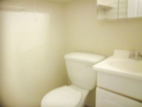 4th image of 1150 E Orange St APT 1
