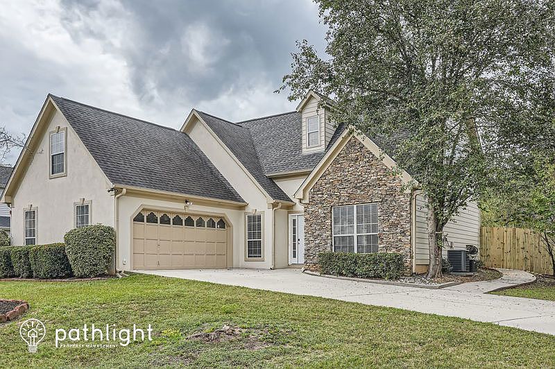 1st image of 3032 Vineyard Way SE
