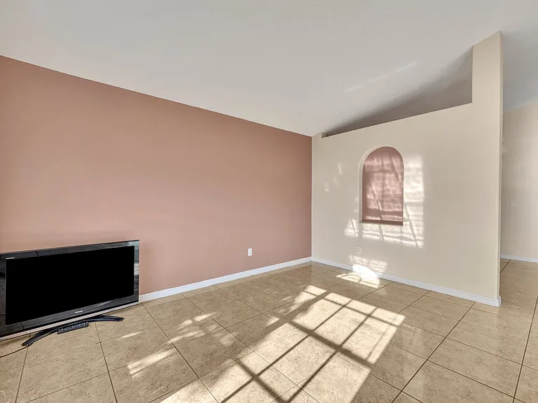 3136 Crystal Creek Blvd — Photo 7