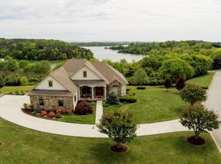 110 Harbor View Ln, Maryville, TN 37801