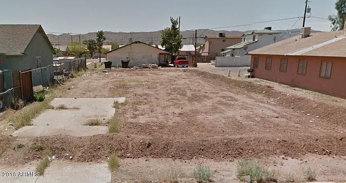 1st image of 2911 E Wier Ave