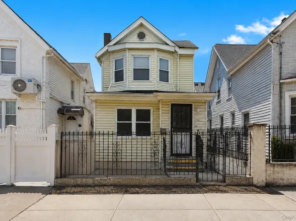 180 Fountain Avenue, Brooklyn, NY 11208