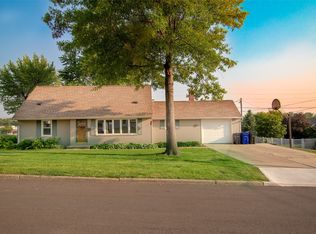 3849 Vine Ave SE, Cedar Rapids, IA 52403
