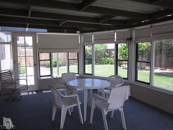 3rd image of 2461 Bunting Ave