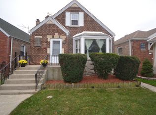 3829 W 70th St, Chicago, IL 60629