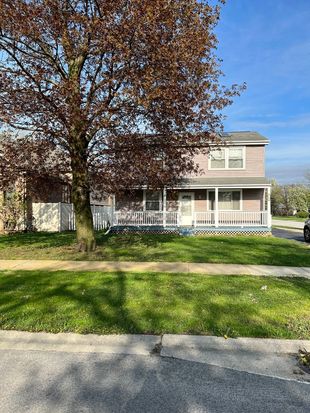 9749 S Oak Park Ave, Oak Lawn, IL 60453