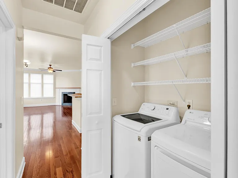1312 Silverbell Ct — Photo 7