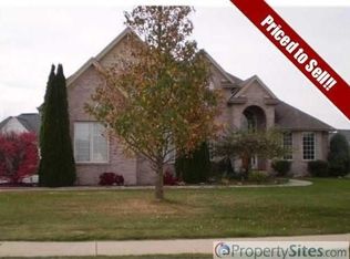 6031 E Cobblestones Ln, Sylvania, OH 43560