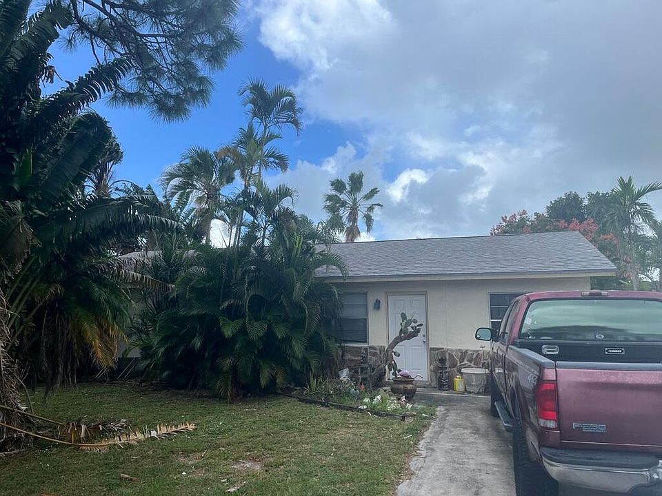 2nd image of 19083 SE Fearnley Drive