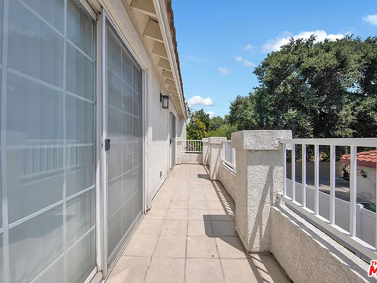 5532 Angelus Ave — Photo 11