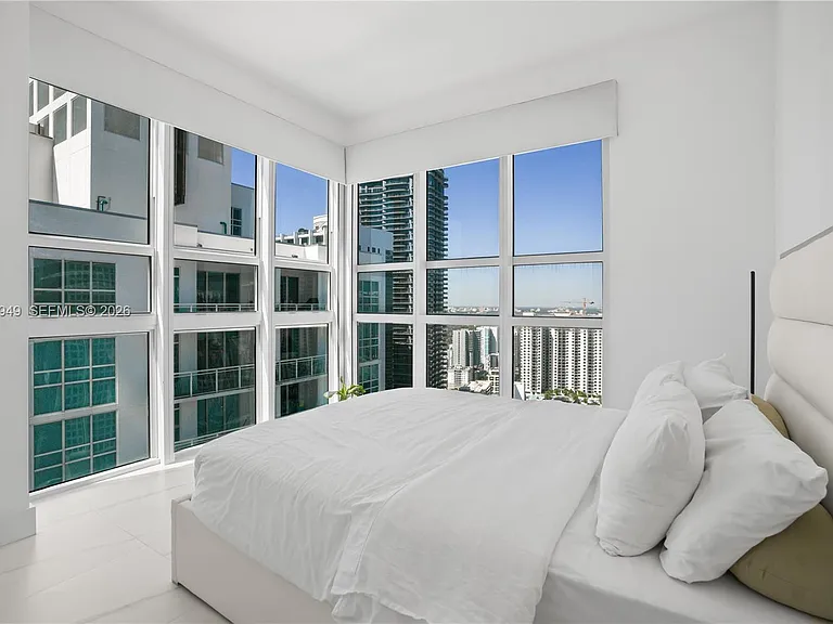 950 Brickell Bay Dr #4101 — Photo 13