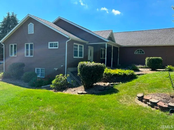 12377 Diamond Dr, Plymouth, IN 46563
