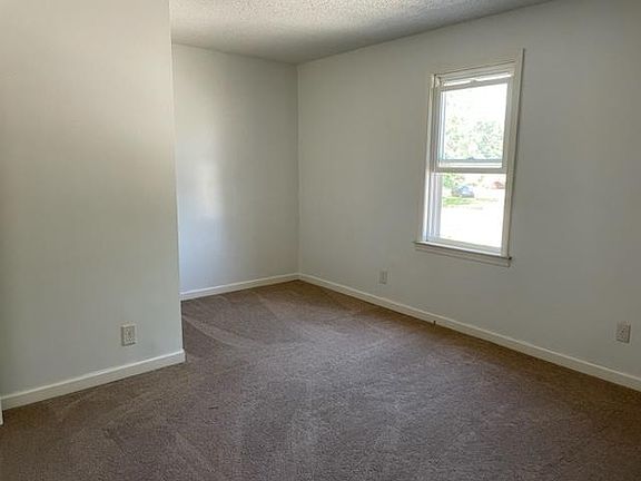 4th image of 15193 S Dixie Hwy #4