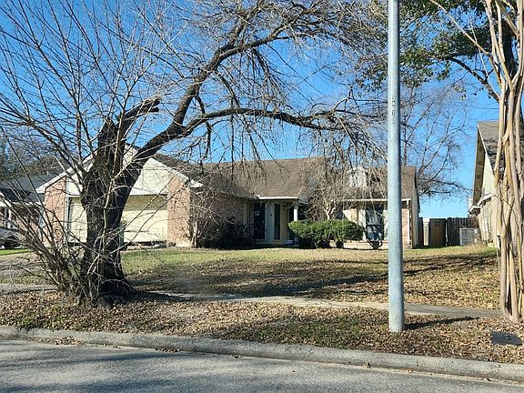 2nd image of 5634 Fair Forest Dr
