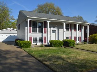 4815 Ridge Knoll Dr, Evansville, IN 47710