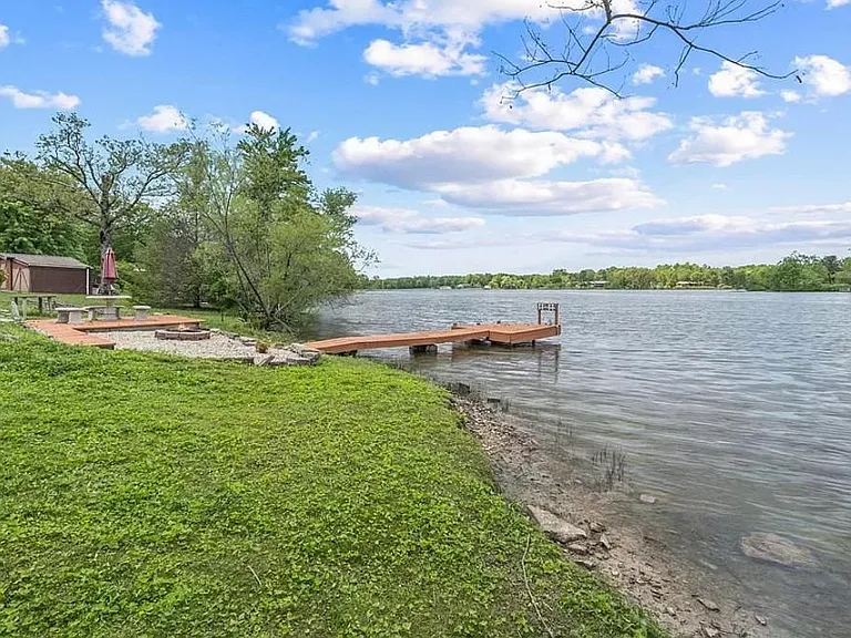 258 Idlewild Dr — Photo 23