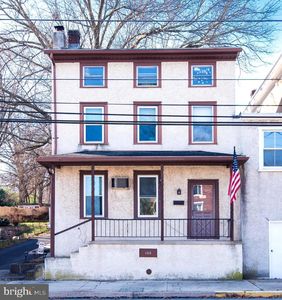 102 S Main St, Spring City, PA, 19475