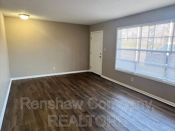 3rd image of 100 Marr Dr APT 27