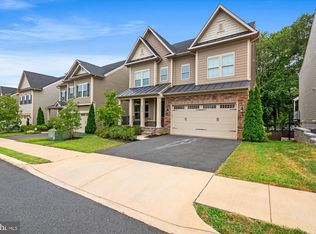 9091 Bear Branch Pl, Fairfax, VA 22031