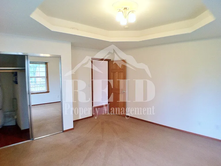 1966 Jackson Dr NW — Photo 8