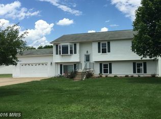 10907 Blake Ln, Bealeton, VA 22712