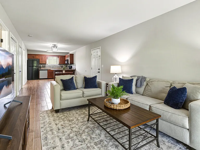951 Pine Valley Dr #112 — Photo 10