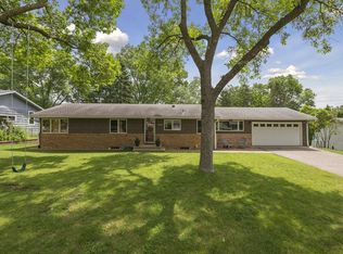 5605 Highwood Dr, Edina, MN 55436