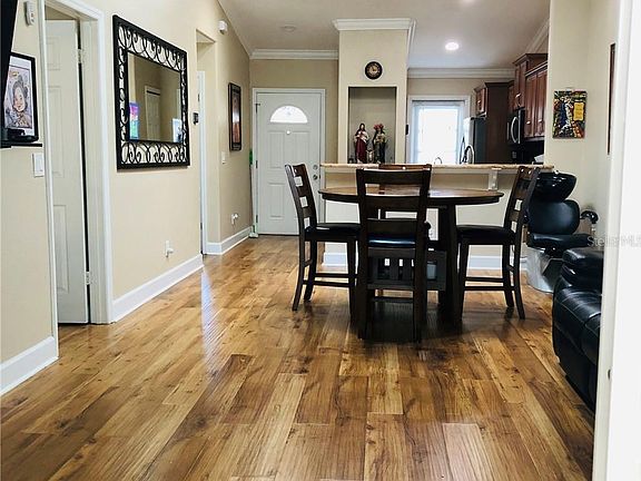 3rd image of 57 Pine Island Cir