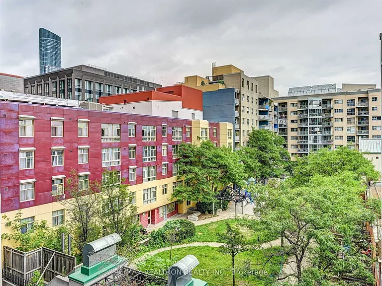 251 Jarvis St #608 — Photo 9