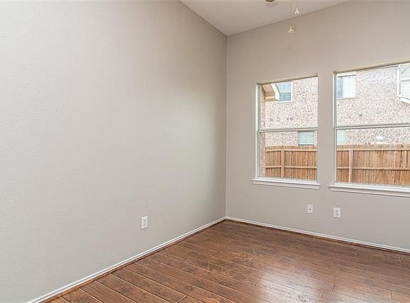 5th image of 1608 Nevers Dr