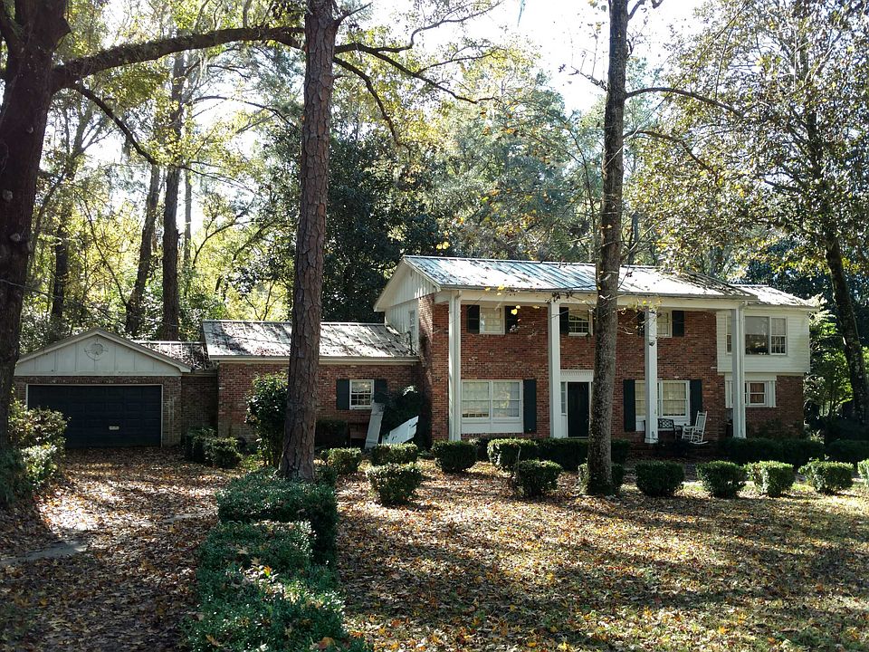 1st image of 3304 N Shore Cir