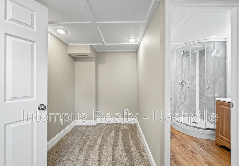 7020 Bonnamere Dr — Photo 27