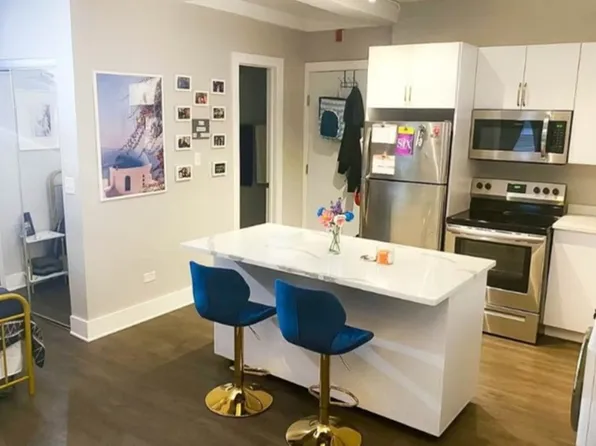 855 Lake Street, 855 Lake St APT 302, Oak Park, IL 60301