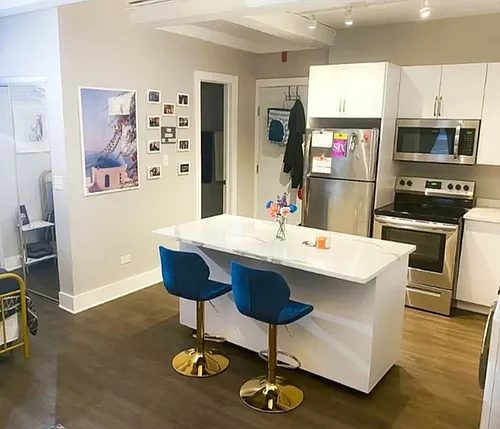 855 Lake Street Photo 1