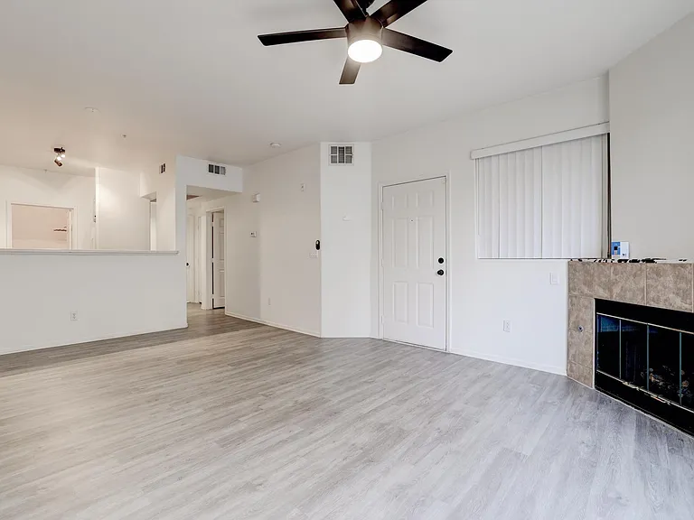 7103 S Durango Dr #203 — Photo 5