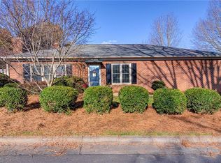 823 Devon Ct, Winston Salem, NC 27104
