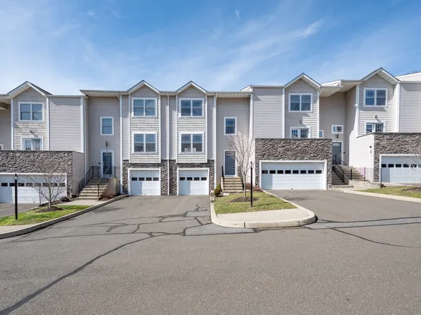 25 Stetson Place #25, Danbury, CT 06811