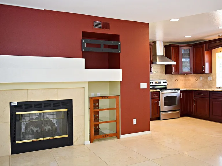 13388 Darview Ln — Photo 21