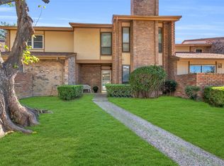 2106 Westkendal Ln, Arlington, TX 76015