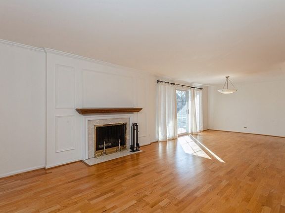 Living and Dining Room Combo