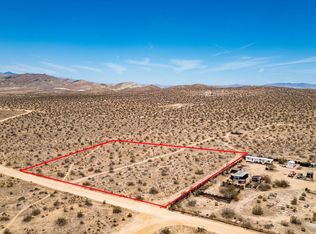 2 Beaudette Ave, Rosamond, CA 93560