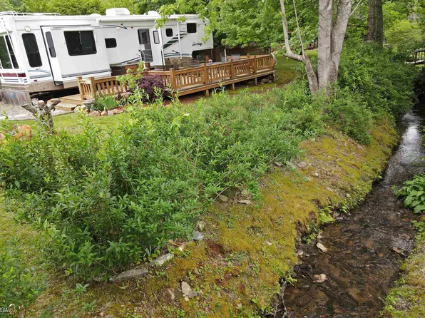 225 Cedar Mountain Trout Farm Rd #75, Blairsville, GA 30512