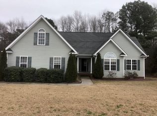 204 Wakefield Dr, Princeton, NC 27569