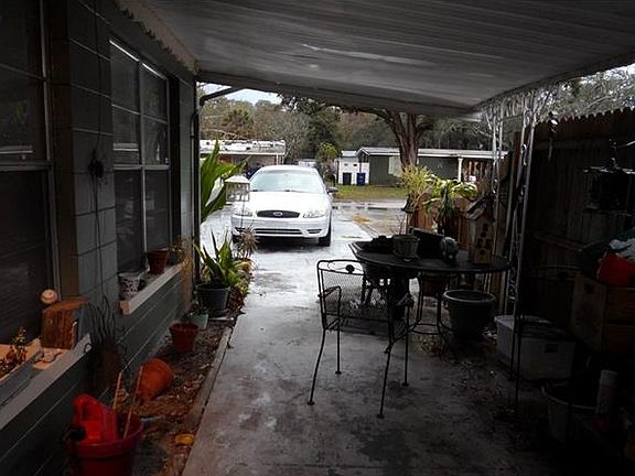 5th image of 8710 N Packwood Ave