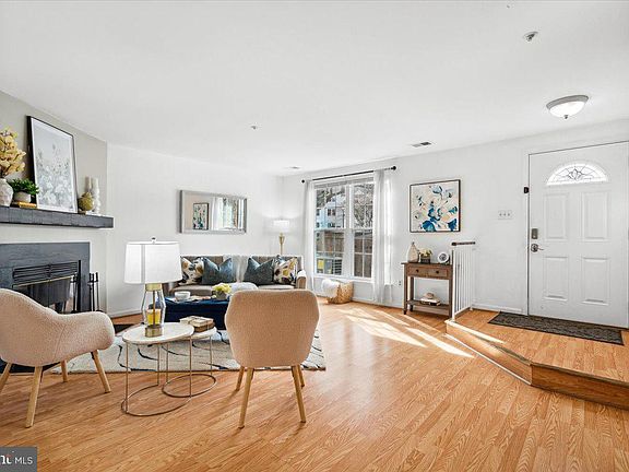4th image of 19118 Highstream Dr #749