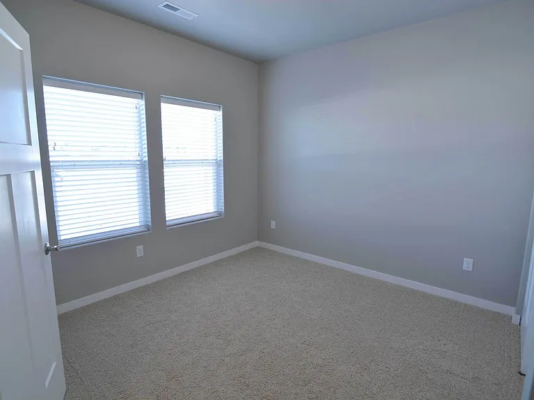 177 Laurel Pkwy — Photo 20