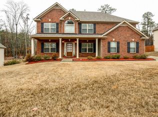 1442 English Manor Cir, Stone Mountain, GA 30087