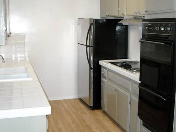 5th image of 1235 Brockton Ave APT 209