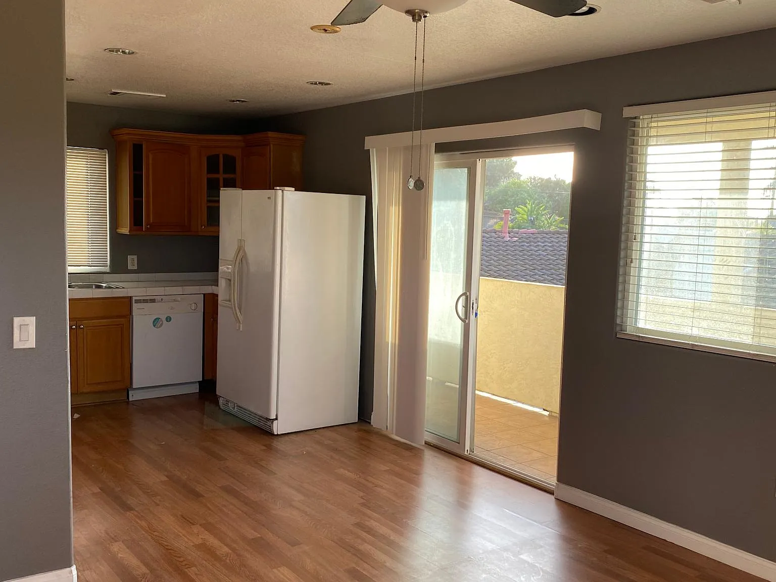 1514-16 Calavo Dr — Photo 3